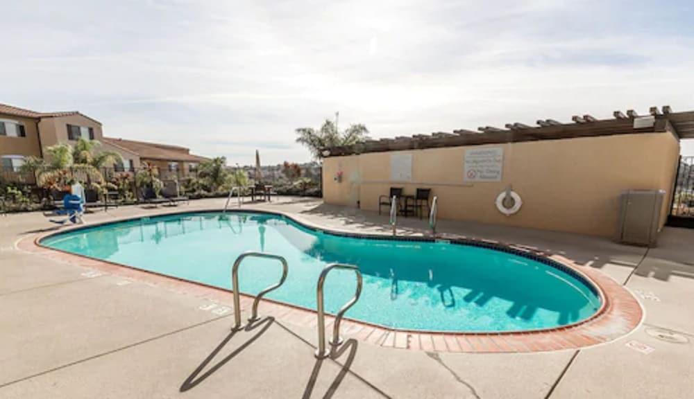 Hilton Garden Inn San Luis Obispo/Pismo Beach Exterior photo