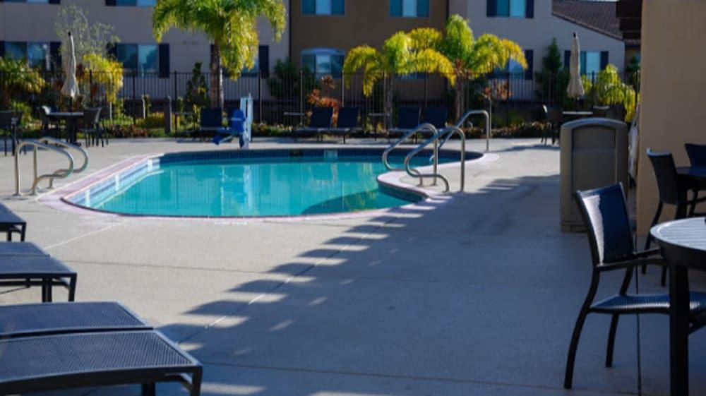 Hilton Garden Inn San Luis Obispo/Pismo Beach Exterior photo